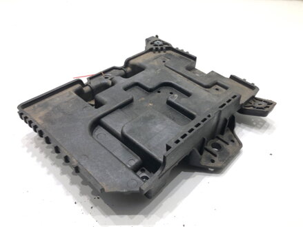 Základňa akumulátora Hyundai I20 II (GB, IB) 2014 - 2022 37150-C8500