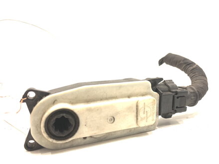 Motorček rolety žalúzie Renault Clio V (B7_) 2019 - 2022 6477R1012A