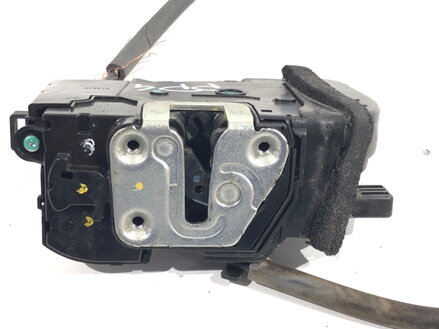 Zámok dverí pravý predný KIA Sportage III (SL) 2009 - 2022 81320-3U010