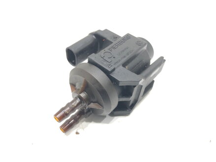 Ventil podtlaku BMW 5 (G30, F90) 2016 - 2022 70478502