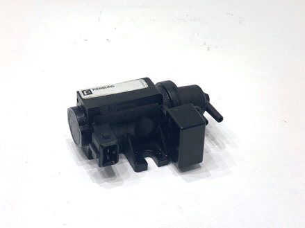 Ventil podtlaku BMW 5 Touring (E61) 2004 - 2010 779663403