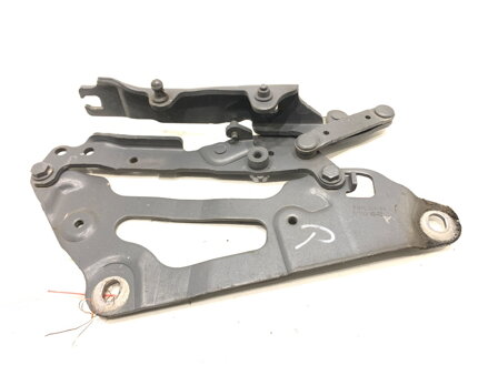 Pánt kapoty pravý predný BMW 5 Gran Turismo (F07) 2009 - 2017 7046324