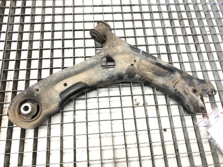 Rameno pravé predné VW Passat B7 (A32, A33) 2011 - 2022