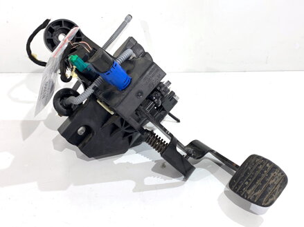 Pedál spojky Opel Vivaro B Autobus (X82) 2014 - 2019 14017095