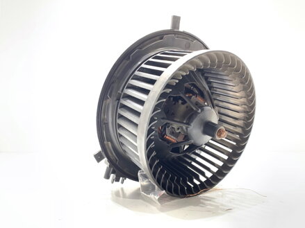 Ventilátor kúrenia VW Passat B8 Variant (3G5, CB5) 2014 - 2022 3Q1819021E