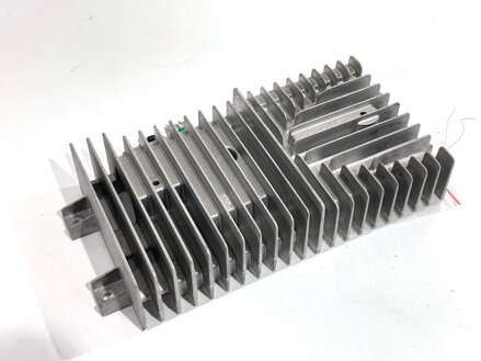 Zosilňovač Mazda CX-7 (ER) 2006 - 2014 EH4466920