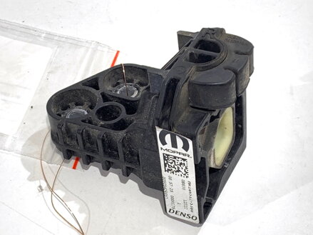 Uchytenie chladiča pravé Alfa Romeo Stelvio (949_) 2016 - 2022 50541422