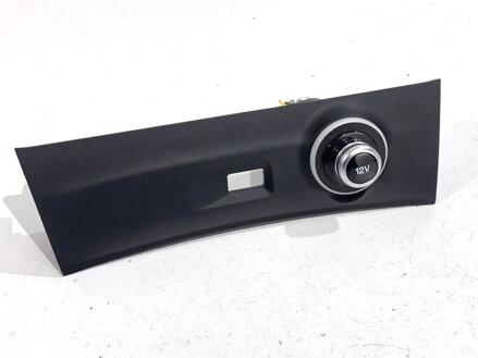 Zásuvka / uloženie 12V Alfa Romeo Stelvio (949_) 2016 - 2022 156155232