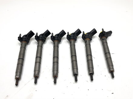 Vstrekovače sada VW Phaeton (3D1, 3D2, 3D3, 3D4, 3D6, 3D7, 3D8, 3D9) 2002 - 2016 059130277AN