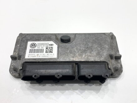 Riadiaca jednotka motora Seat Ibiza IV (6J5, 6P1) 2008 - 2017 03C906024CD