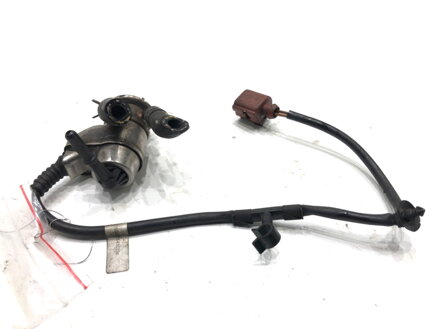 Vstrekovač SCR VW Passat B8 Variant (3G5, CB5) 2014 - 2022 04L131113P