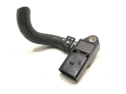 Snímač tlaku VW T-roc (A11) 2017 - 2022 04L906051B