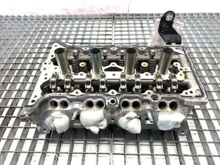 Hlava valcov Hyundai Elantra VII Sedan (CN7) 2020 - 2022 230314A06