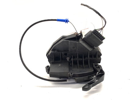 Zámok dverí pravý predný Ford Fiesta VI VAN 2008 - 2022 8A6A-A21812-BG