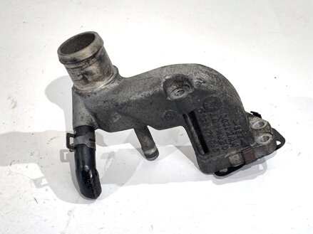 Nátrubok vodný VW Touareg (7LA, 7L6, 7L7) 2002 - 2013 070121133C