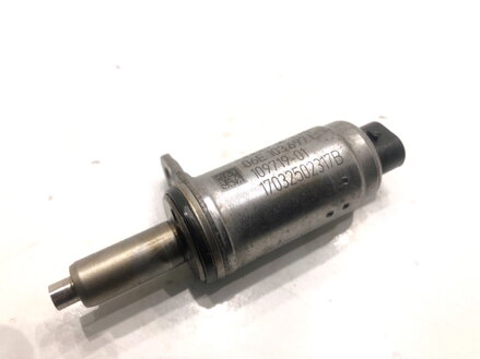 Regulátor hriadeľa rozvodov Audi A6 C7 Avant (4G5, 4GD) 2011 - 2018 06E103697L