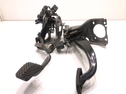 Pedále Hyundai I40 I (VF) 2012 - 2022 32800-3X100