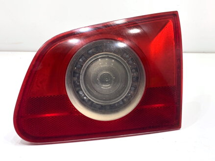 Svetlo zadné pravé vnútorné VW Passat B6 Variant (3C5) 2005 - 2011 3C9945094