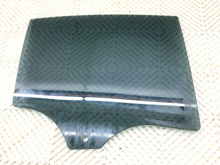 Okno pravé zadné BMW 5 (G30, F90) 2016 - 2022