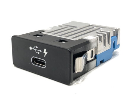 Zásuvka / uloženie USB BMW 5 (G30, F90) 2016 - 2022 8711939