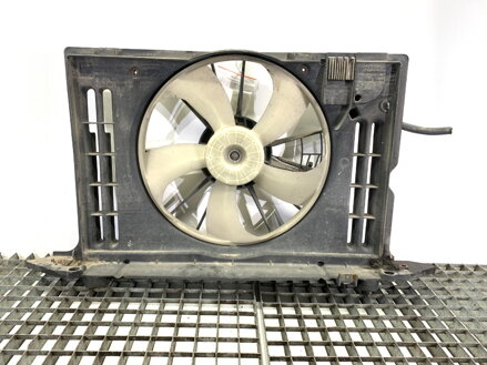 Ventilátor chladiča Toyota Auris (_E15_) 2006 - 2012