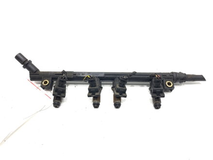 Vstrekovacia rampa Fiat Grande Punto (199_) 2005 - 2022 CB261