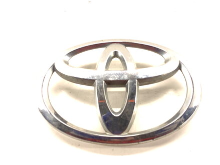 Znak / emblém predný Toyota Aygo (_B1_) 2005 - 2014 75311-0H010