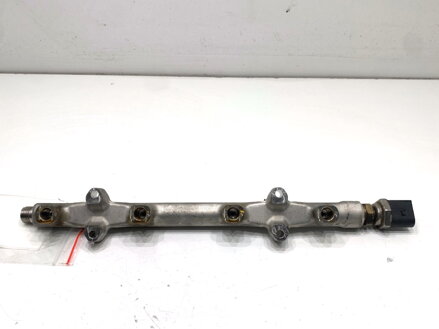 Vstrekovacia rampa S snímačom Audi Q3 Sportback (F3N) 2019 - 2022 05E133320B