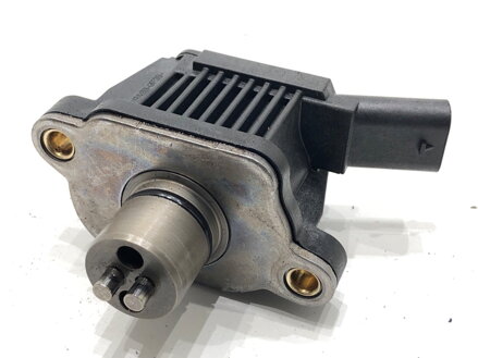 Ventil sterujacy hriadeľa rozvodov Audi Q3 Sportback (F3N) 2019 - 2022 04E906048A