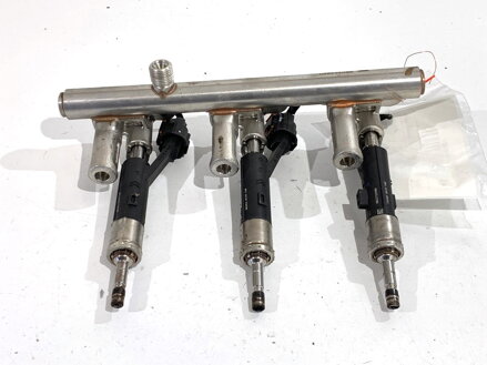 Vstrekovacia rampa Citroen C4 Cactus 2014 - 2022 9822715980