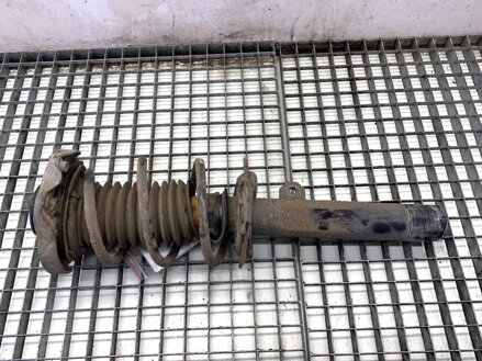 Tlmič ľavý predný S pružinou BMW X1 (F48) 2014 - 2022 6886751