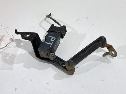 Snímač náklonu xenón zadný pravý BMW X1 (F48) 2014 - 2022 6870200