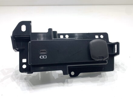 Zásuvka / uloženie USB Lexus LBX (_AYH1_, _AYA1_) 2023 - 85532-48030