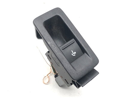 Prepínač tlačidlo háka VW Passat B7 Variant (365) 2010 - 2015 7N0959511B