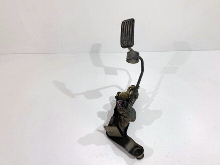 Plynový pedál Toyota RAV 4 II (_A2_) 2000 - 2005 78010-42020