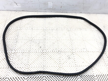 Tesnenie dverí predné pravé KIA Xceed (CD) 2019 - 2022