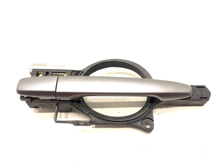 Kľučka vonkajšia pravá predná Mitsubishi Outlander III (GG_W, GF_W, ZJ, ZL, ZK) 2010 - 2022