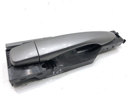 Kľučka vonkajšia pravá zadná Nissan Pulsar Liftback (C13) 2012 - 2022