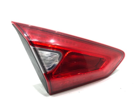 Svetlo zadné ľavé vnútorné Nissan Pulsar Liftback (C13) 2012 - 2022