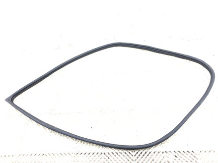 Tesnenie dverí predné pravé KIA Sportage IV (QL, QLE) 2015 - 2022