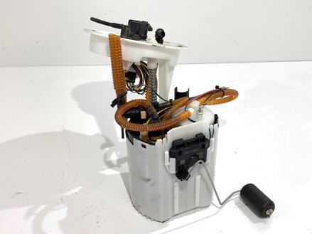 Palivové čerpadlo Volvo S90 II (234) 2016 - 2022 31465817