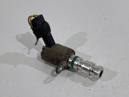 Snímač tlaku oleja Ford Ecosport 2011 - 2022 CM5G-6C880-DA