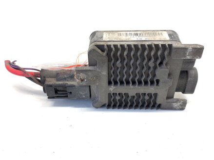 Modul ventilátora Jaguar F-pace (X761) 2015 - 2022 940013003
