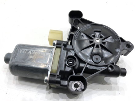 Motorček sťahovačky okna ľavý predný Audi Q8 (4MN) 2018 - 2022 8W0959802