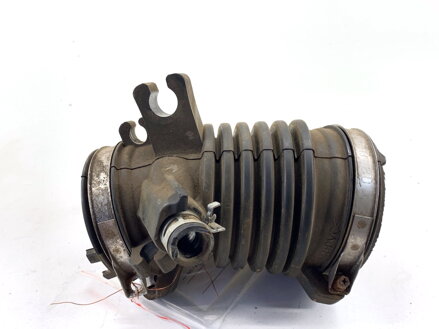 Vzduchové potrubie Honda Civic IX Sedan (FB) 2011 - 2022