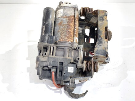 Čerpadlo kompresor podvozku Audi Q8 (4MN) 2018 - 2022 4M0616005G