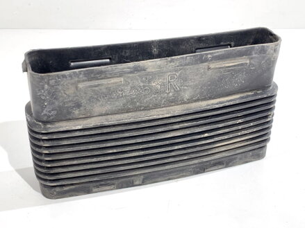 Vzduchové potrubie Audi Q8 (4MN) 2018 - 2022 B10309