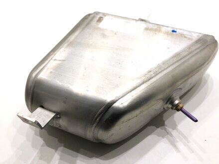 Nádrž vzduchu zavesenia Audi Q8 (4MN) 2018 - 2022 4M0616203F 4M0616204F