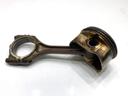 Piest S ojnicou Mitsubishi Outlander III (GG_W, GF_W, ZJ, ZL, ZK) 2010 - 2022 4J11