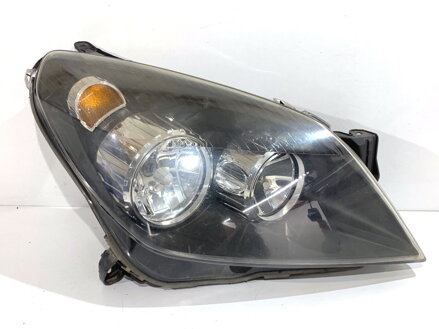 Svetlo pravé predné Opel Astra H Kombi (A04) 2004 - 2014 24451033